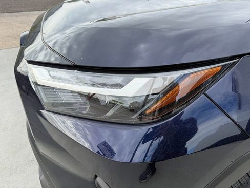 Used 2023 Toyota RAV4 XLE Premium image 10