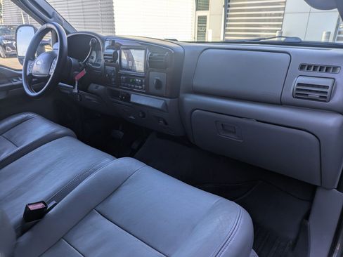 Used 2006 Ford F350 XL image 26