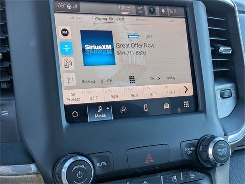 Used 2022 RAM 1500 Laramie image 21