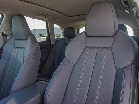 New 2025 Audi Q5 Prestige image 9