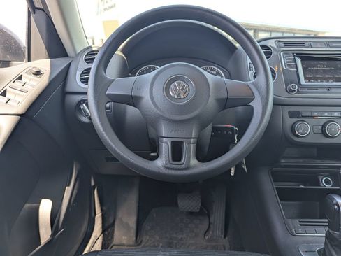 Used 2017 Volkswagen Tiguan S AWD/4WD image 24
