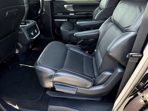 Used 2025 Ford Expedition Max Platinum w/ Driver's Package AWD/4WD image 20