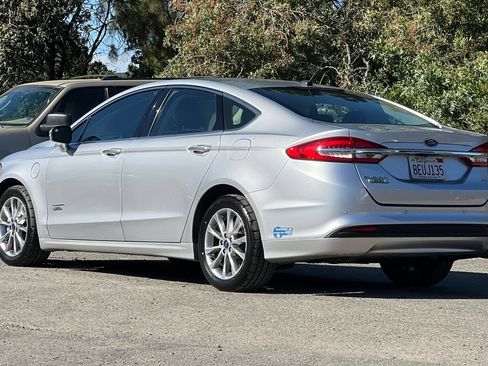 Certified 2018 Ford Fusion Energi SE FWD image 6
