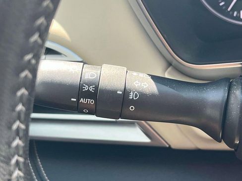 Certified 2022 Subaru Outback Limited image 17