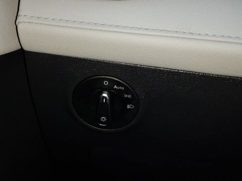 Used 2025 Volkswagen Taos S image 25