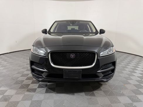 Used 2020 Jaguar F-PACE Premium image 5