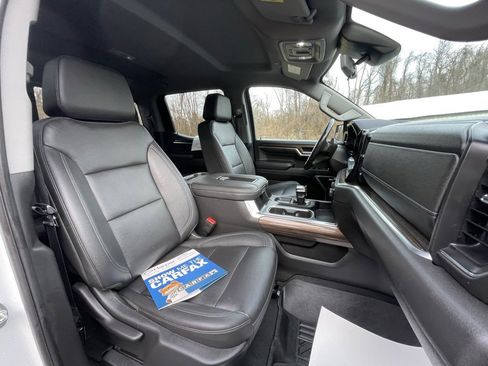 Certified 2022 Chevrolet Silverado 1500 RST w/ Convenience Package II image 13