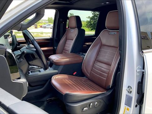 Used 2024 GMC Sierra 2500 Denali Ultimate w/ Max Trailering Package AWD/4WD image 25