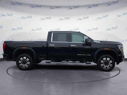 Used 2024 GMC Sierra 2500 Denali w/ Denali Reserve Package image 6
