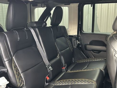 Used 2023 Jeep Wrangler High Altitude image 36