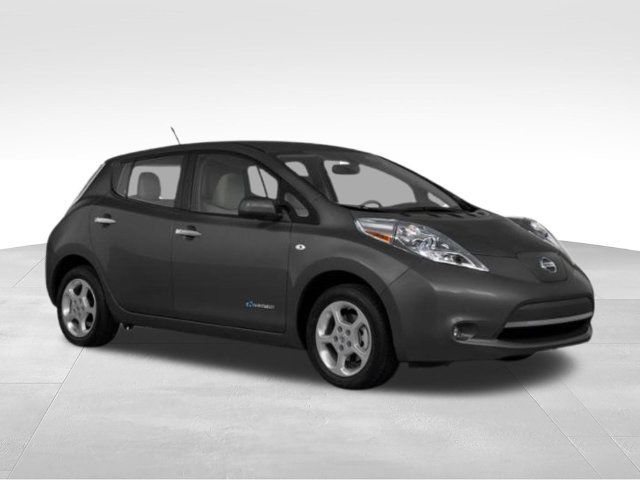 Used 2015 Nissan Leaf S FWD image 9