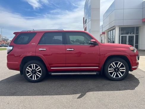 Used 2024 Toyota 4Runner Limited AWD/4WD image 3