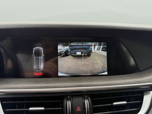 Used 2022 Alfa Romeo Stelvio Ti w/ Active Assist Plus Package image 31