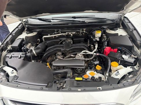 Used 2022 Subaru Outback Limited image 16