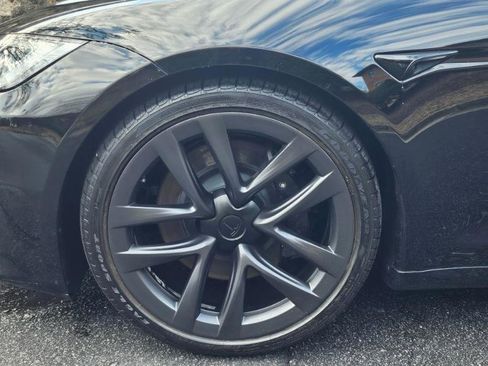 Used 2023 Tesla Model S image 18