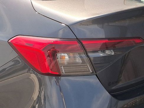 Used 2022 Honda Civic EX image 10