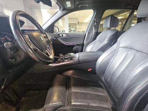 Used 2019 BMW X5 xDrive40i w/ Luxury Seating Package AWD/4WD image 12