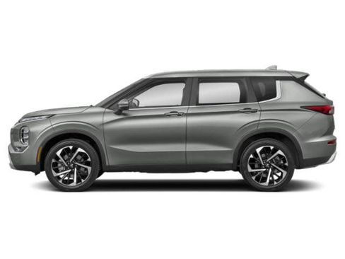 Used 2024 Mitsubishi Outlander SE FWD image 3