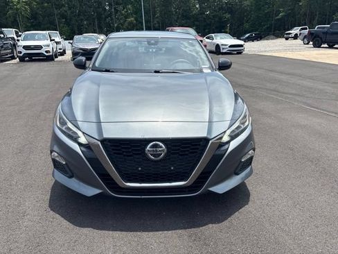 Used 2021 Nissan Altima 2.5 SR FWD image 2