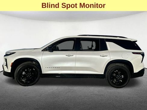 Used 2025 Chevrolet Traverse RS w/ LPO, Floor Liner Package image 6
