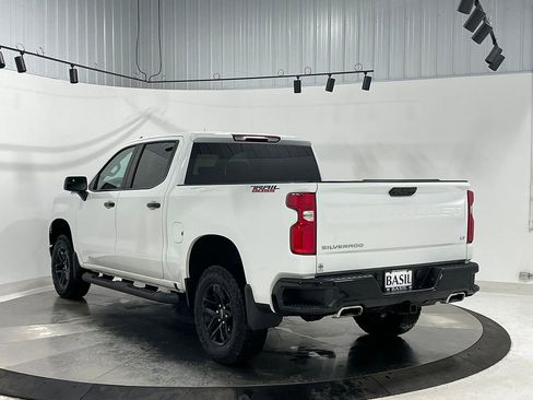 Used 2024 Chevrolet Silverado 1500 LT Trail Boss image 13