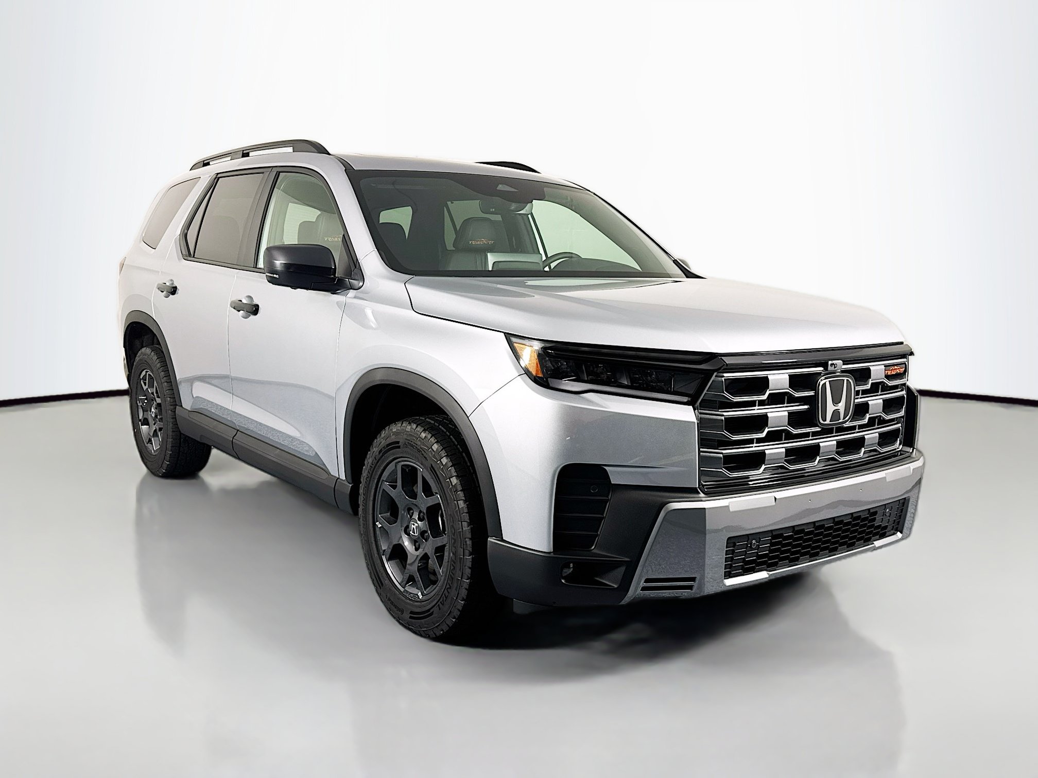 New 2026 Honda Pilot TrailSport image 3