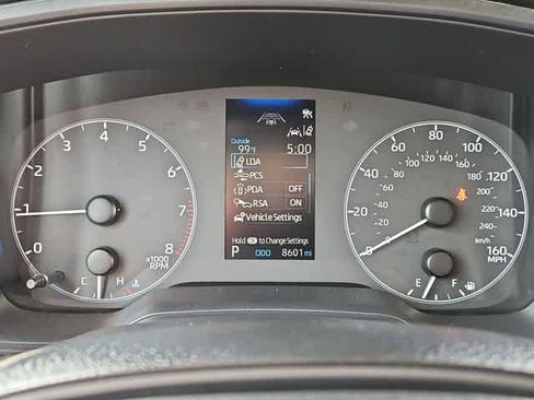 Used 2025 Toyota Corolla LE FWD image 27