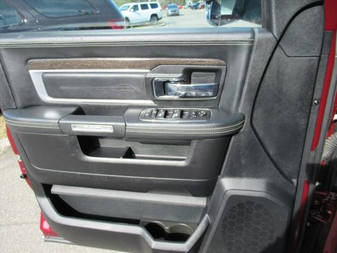 Used 2017 RAM 2500 Limited image 18