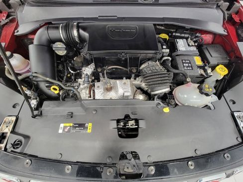 Used 2025 Jeep Compass Limited image 9