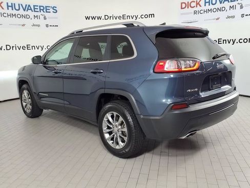 Used 2021 Jeep Cherokee Latitude Lux w/ Comfort/Convenience Group AWD/4WD image 6