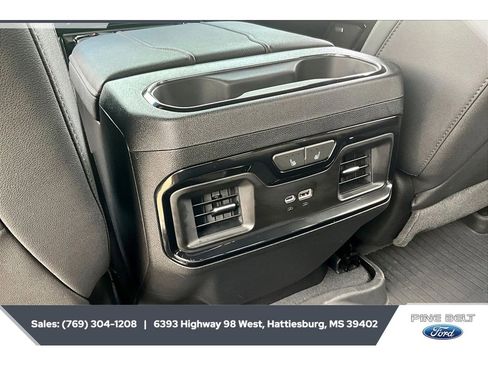 Used 2024 GMC Sierra 1500 AT4 w/ Technology Package image 25