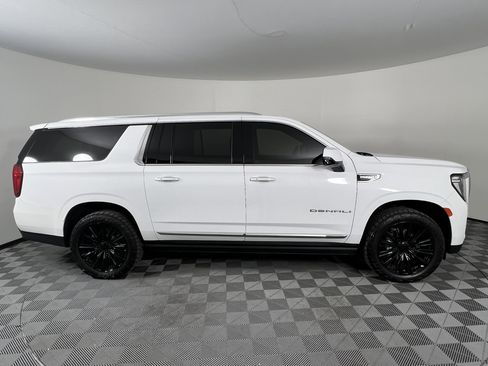 Used 2023 GMC Yukon XL Denali w/ Max Trailering Package AWD/4WD image 14
