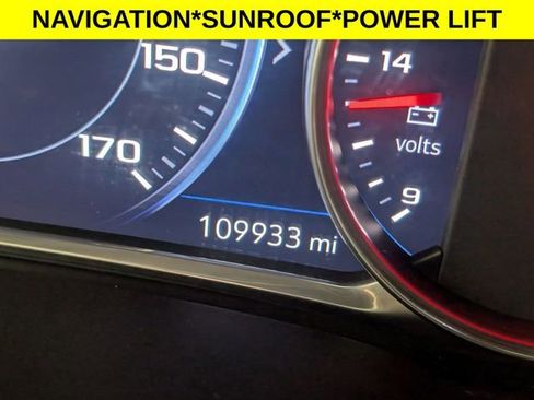 Used 2019 Chevrolet Blazer RS FWD image 20