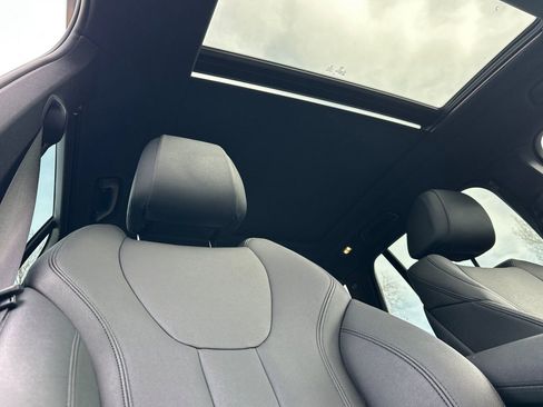 Used 2022 BMW X5 xDrive40i w/ Parking Assistance Package image 20