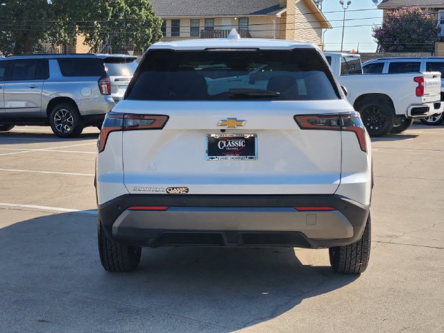 Used 2026 Chevrolet Equinox LT FWD image 13