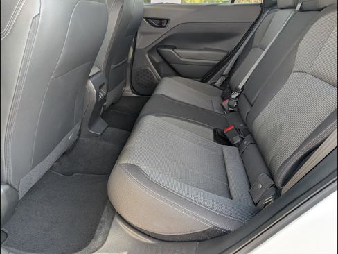 Used 2024 Subaru Crosstrek 2.0i Premium image 10