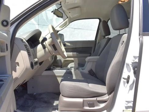 Used 2009 Ford Escape 2WD Hybrid image 10