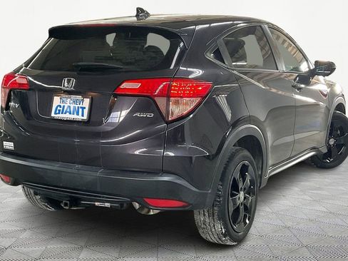 Used 2017 Honda HR-V EX image 7