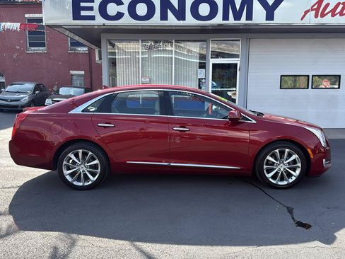Used 2013 Cadillac XTS Premium AWD/4WD image 2
