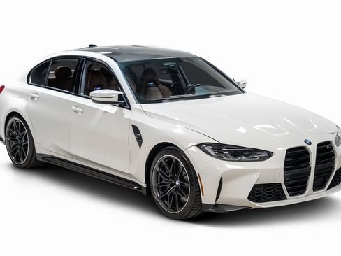 Used 2022 BMW M3 Competition w/ Executive Package image 3