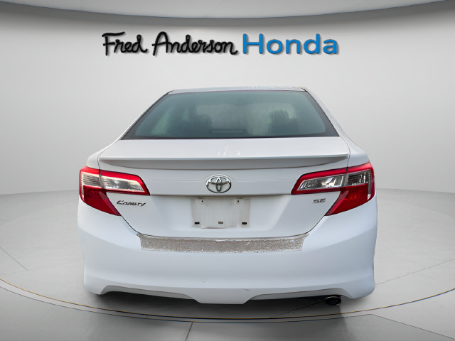 Used 2014 Toyota Camry SE FWD image 4