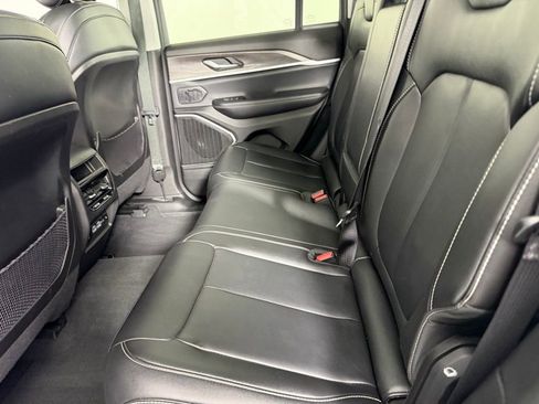 Used 2022 Jeep Grand Cherokee Limited 4xe image 28