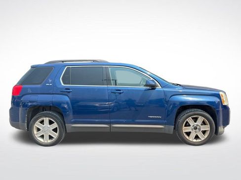 Used 2010 GMC Terrain SLE w/ Convenience Package FWD image 6