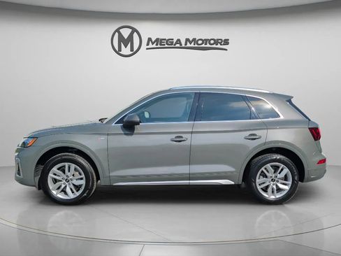 Used 2023 Audi Q5 2.0T Premium w/ Convenience Package AWD/4WD image 3