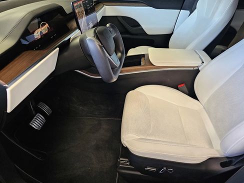 Used 2022 Tesla Model X AWD/4WD image 13
