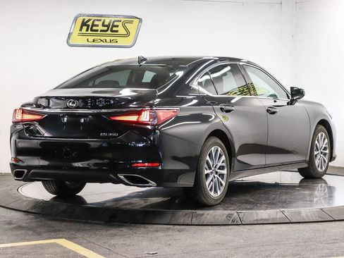 Used 2025 Lexus ES 350 w/ Accessory Package (Z1) FWD image 4