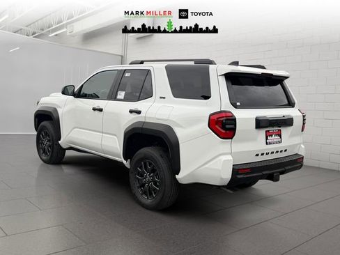 New 2026 Toyota 4Runner SR5 image 3