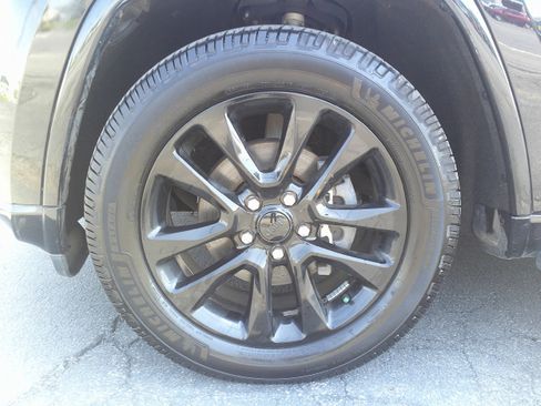 Used 2018 Jeep Grand Cherokee Altitude AWD/4WD image 15