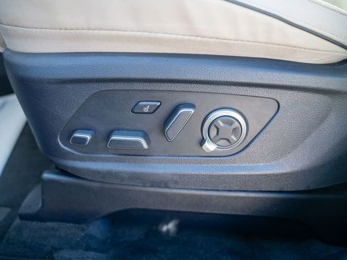 Used 2024 Hyundai Palisade Calligraphy image 20