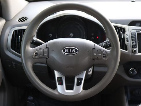 Used 2011 Kia Sportage LX w/ Convenience Pkg FWD image 18